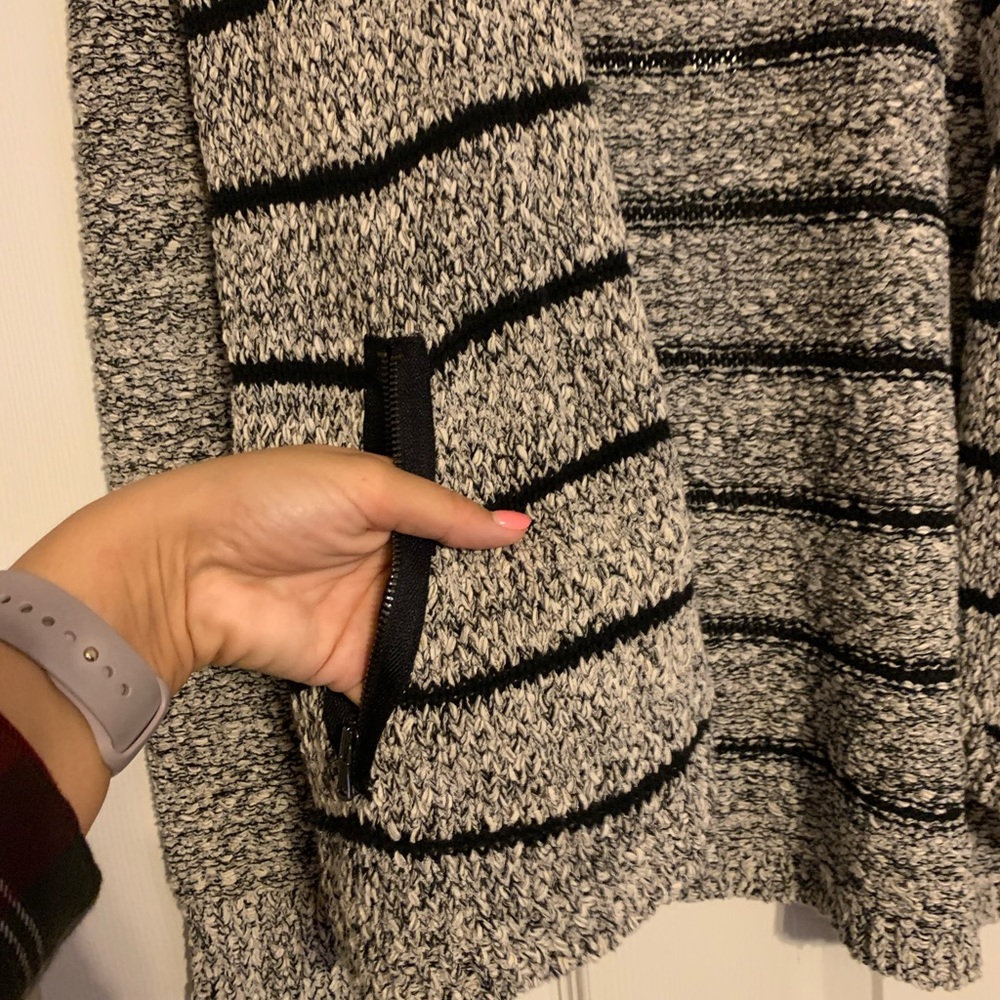 Striped cardigan - Picture 3 of 6